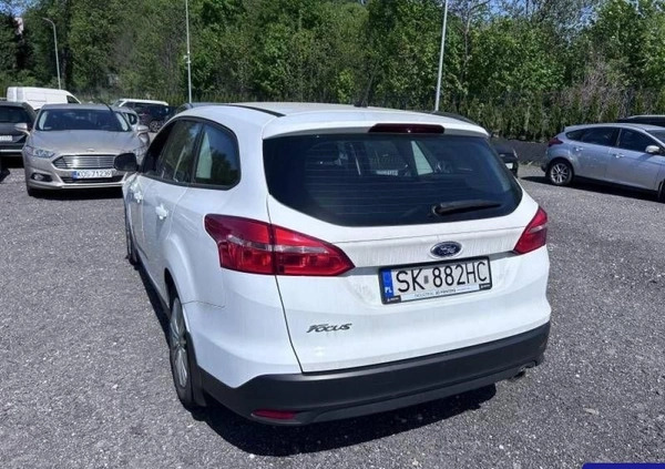 Ford Focus cena 25300 przebieg: 209133, rok produkcji 2015 z Chocianów małe 742